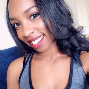 Meet your Posher, Nesha